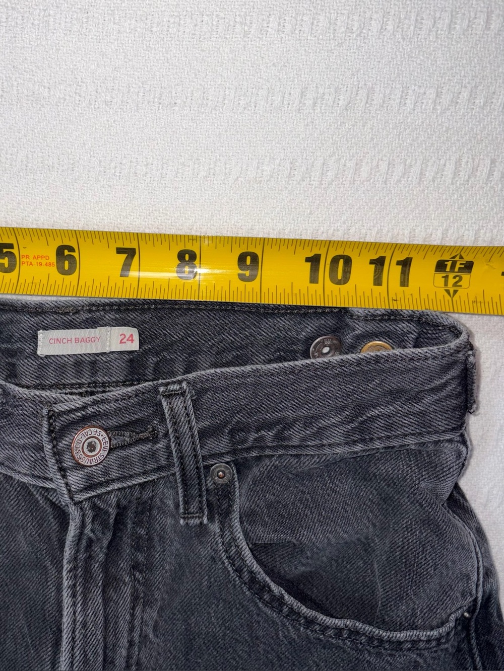 Levis Womens Cinch Baggy High Rise Wide Leg Jeans Size 24 Charcoal Black - Picture 9 of 11